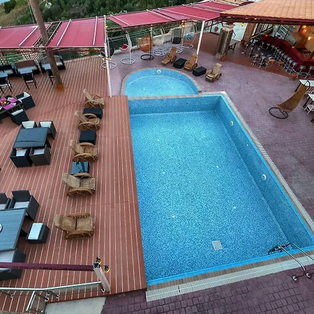 Diamond Apartment